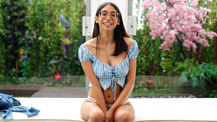 Net Girl - VannaSona - Sonas Audition 