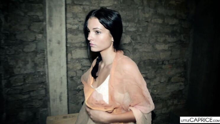 Caprice Divas - Sapphira - CAPRICE DIVAS - Sapphira - Alone 