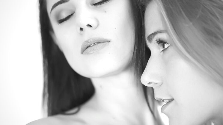 Super Private X - Alexis CrystalMarcello BravoLittleCaprice - SUPEPPRIVATEx Silent Porn Movie ala Charly Chaplin 