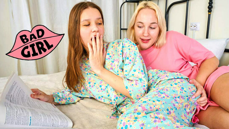 ⁣Club Sweethearts - Kitty Doll88Avrora Murai - Kitty and Avrori learn how to spell pussy 