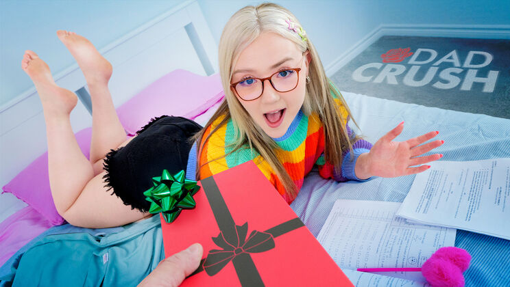 ⁣Dad Crush - Jay RockEva Nyx - Orgasm Is the Best Stress Reliever 