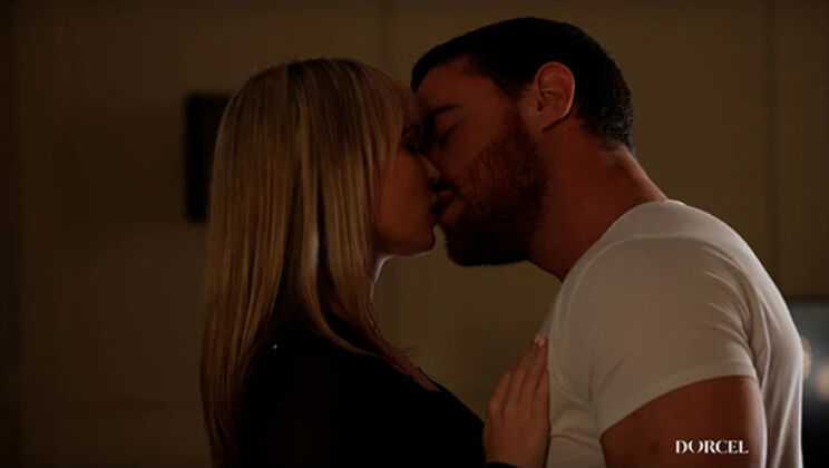 ⁣Dorcel Club - Lilly BellJames Duval - Luxure - My wifes cravings - A non-exclusive couple 