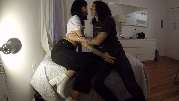 Ersties - Lina (Ersties)Bonnie (Ersties) - First Sex Episode 4 (Allie in New York) 