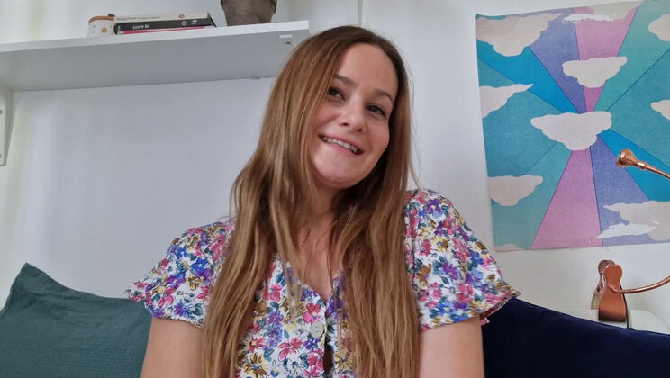 Ersties - Gabi (Ersties)Lilith (Ersties)Sally B (Ersties)Emma K (Ersties) - Spin the Bottle (Trailer) 