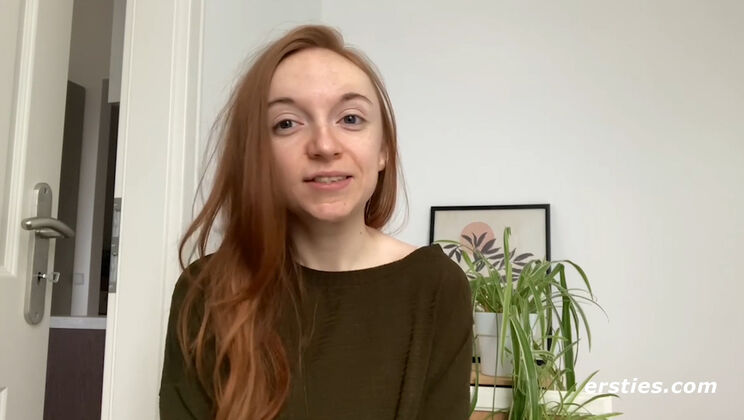 Ersties - Vanessa X (Ersties)Mona (Ersties) - Remote-controlled love... (Cats staff pick ) 