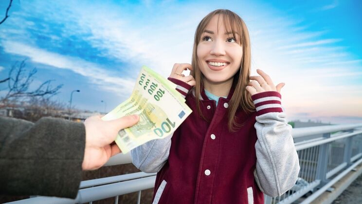 ⁣Public Agent - Kate QuinnYeri Blue - Dance for me Kate 