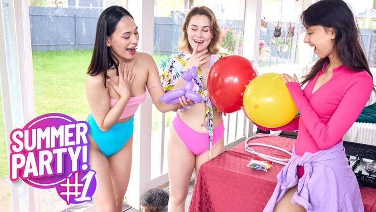 Club Sweethearts - Iris MuraiRoxy MurayAshly Rabbit - Come Party with Us - Part 1 