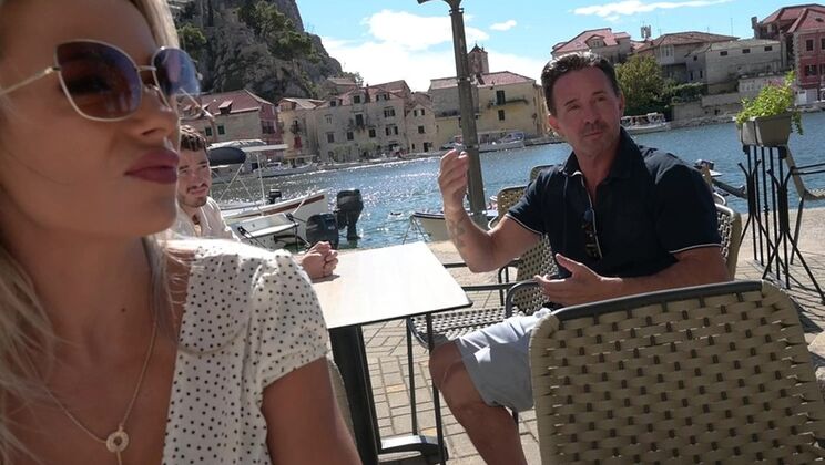 ⁣Porn World - David PerryCandee LiciousShalina DevineAlex RomeroMatthew Meier - Tantalizing Tourists Chapter 1: Bi Besties Candee Licious And Shalina Devine Toy Their Asses GP3197 