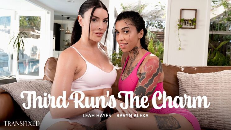 ⁣Transfixed - Ravyn AlexaLeah Hayes - Third Runs The Charm 